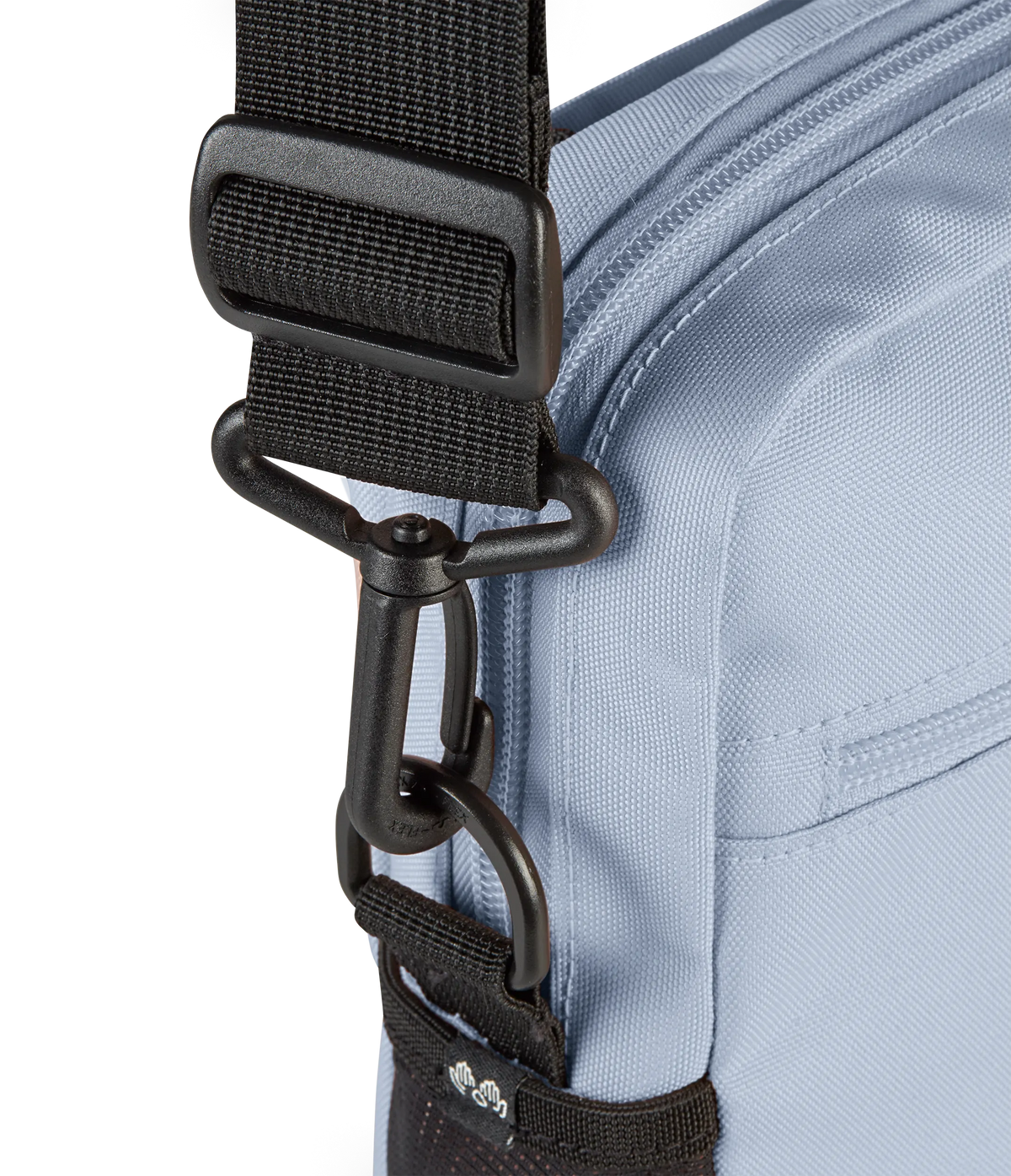 central-adaptive-crossbody-c3 JS0A7ZNB7G7-DET4.webp
