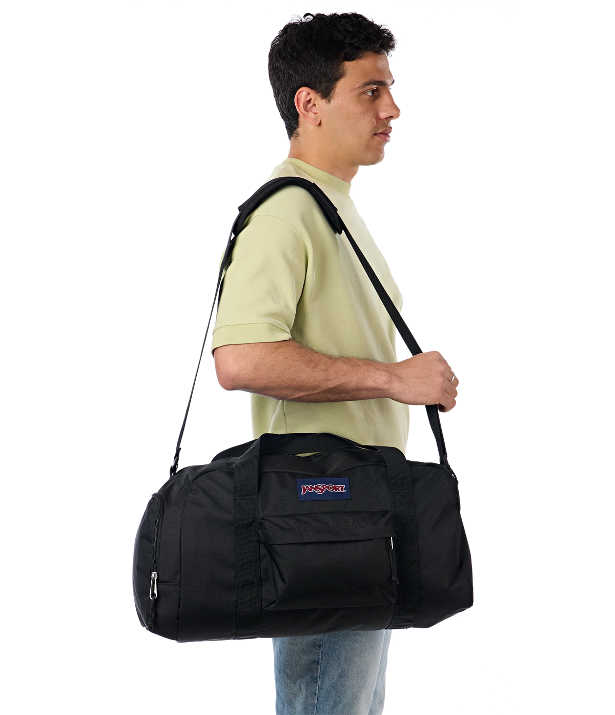weekender-medium-duffel-u0 JS0A85VF008-MODEL.webp